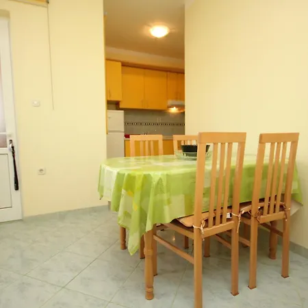 Apartments By The Sea Pasman - 8295